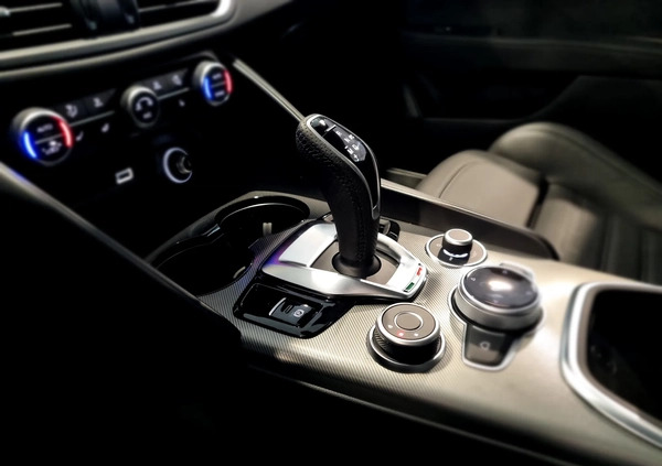 Alfa Romeo Giulia cena 237900 przebieg: 1, rok produkcji 2024 z Kutno małe 254